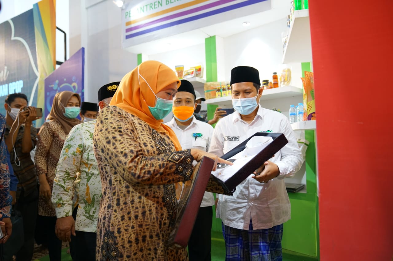 Gubernur Khofifah: OPOP perkuat ekonomi Jawa Timur